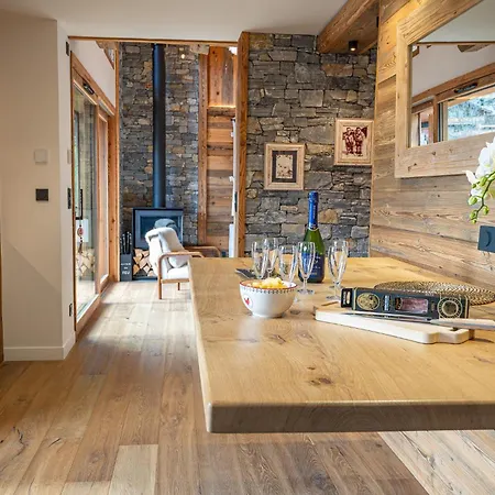 L'échappée - D'exception Avec Sauna, 7 7 Salles De Bain, Terrasses, Jardin Et Vues Sublimes, Skiroom, Proche Télécabine Chalet
